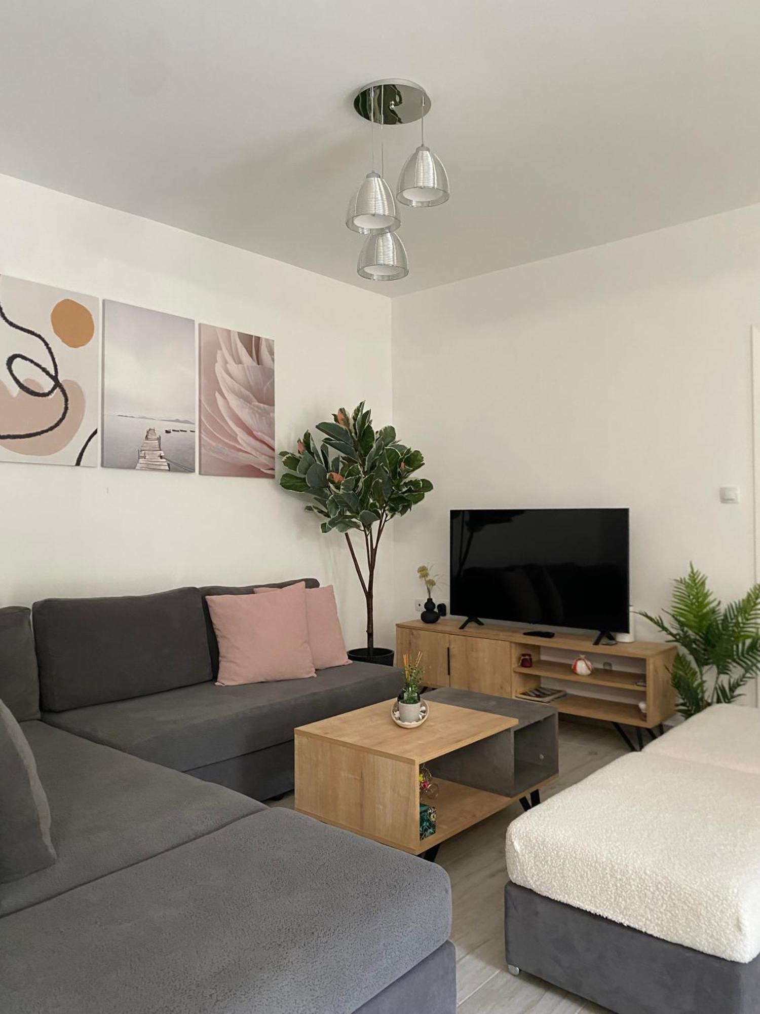 Apartment Near Athens Airport, Rafina Port And Sea Artemida  Exterior photo